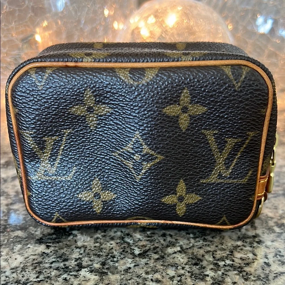 Louis Vuitton Trousseau Wapity  Monogram Pouch